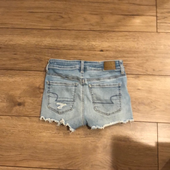 Women’s American Eagle denim shorts, size: 2 - Picture 2 of 4